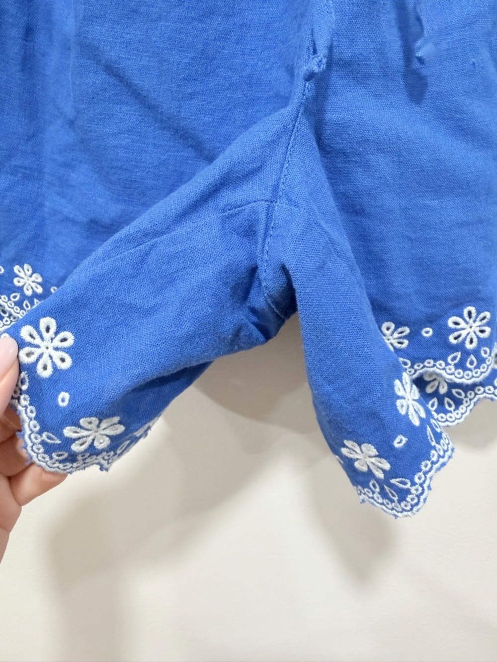 J.crew Blue Linen Blend Embroidered Scalloped Shorts Summer Elastic Waist 
S - Picture 3 of 9